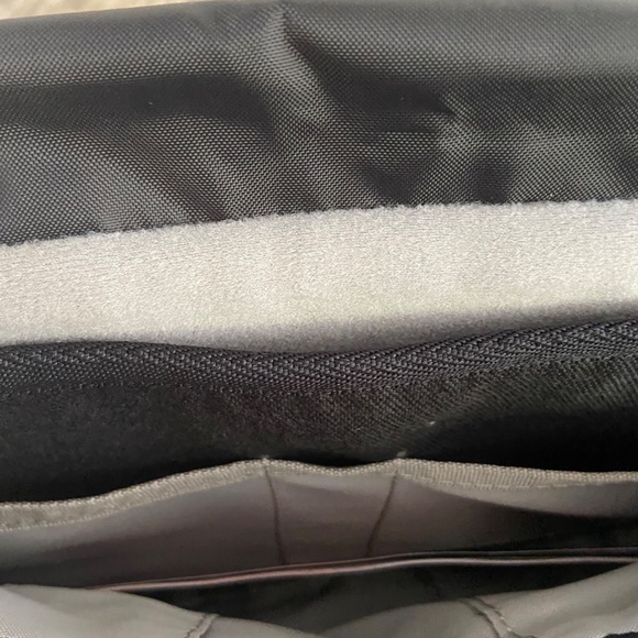 Ipad Carrier for 10" - Picture 6 of 12